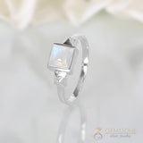 Moonstone Ring-Favor-S