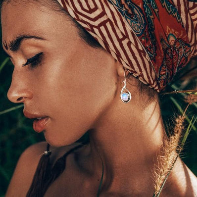 Moonstone Earring-Valeria - Gemstone Silver Jewelry