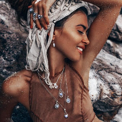 Moonstone Pendant-Helene - Gemstone Silver Jewelry