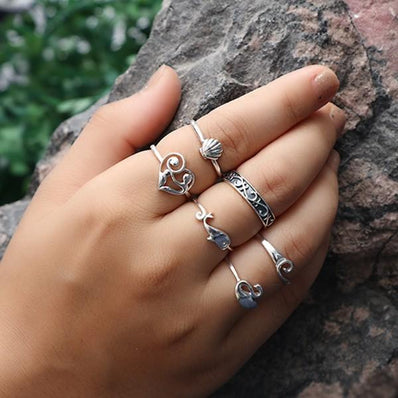 Silver Ring-Tiny Seashell