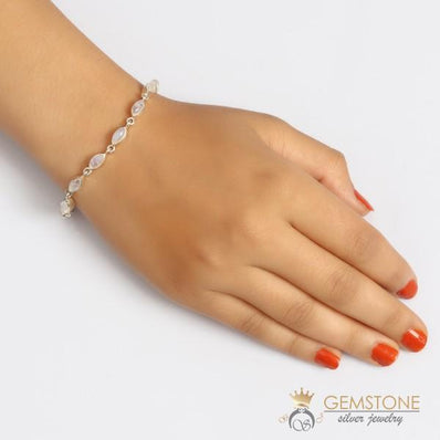 Moonstone Bracelet-Peeping Apollo - Gemstone Silver Jewelry