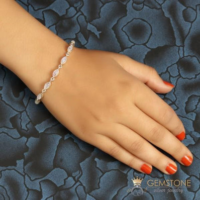 Moonstone Bracelet-Peeping Apollo - Gemstone Silver Jewelry