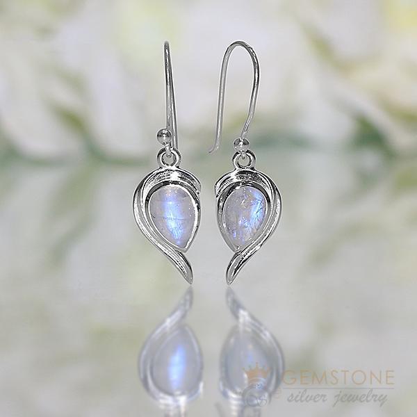 Moonstone Earring-Piece Of Heart - Gemstone Silver Jewelry
