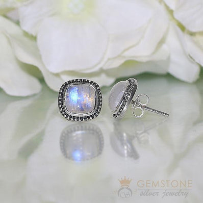 Moonstone Studs-Ravishing Moon