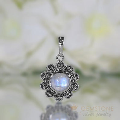 Moonstone Pendant-Scynthia - Gemstone Silver Jewelry