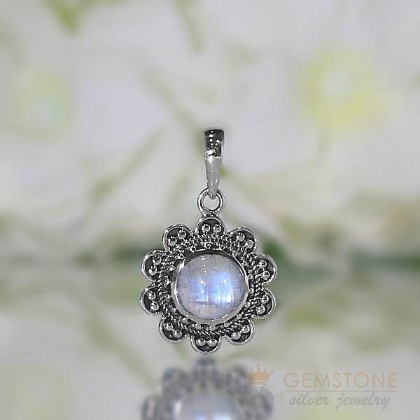 Moonstone Pendant-Scynthia - Gemstone Silver Jewelry