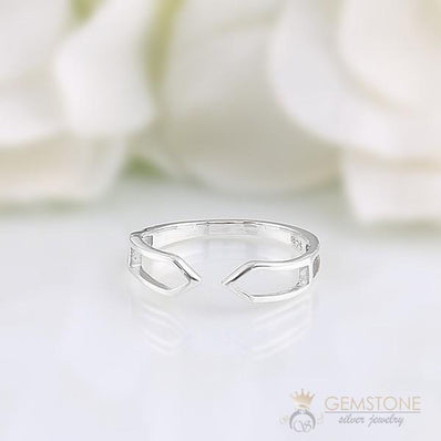 Silver Ring-Clashing Peaks