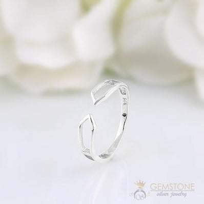 Silver Ring-Clashing Peaks