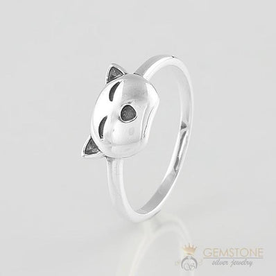 Silver Ring-Delighted Feline