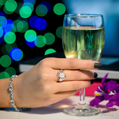 Moonstone Ring-Contempo