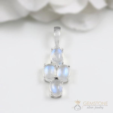 Moonstone Pendant- Nuage